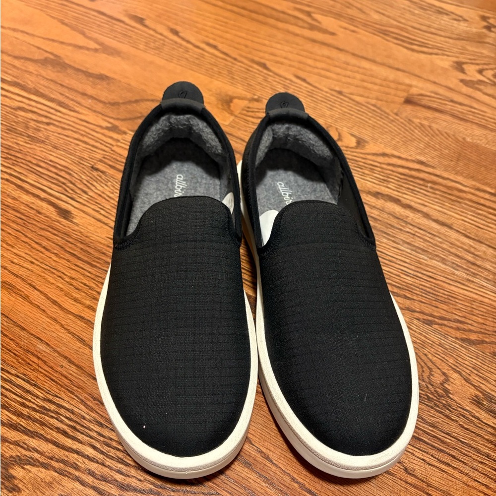 Allbirds Black and White Slip-On Loafers (Size 7) NEW